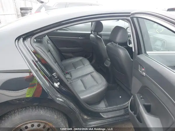 KMHD84LF0HU158565 2017 HYUNDAI ELANTRA - Image 8