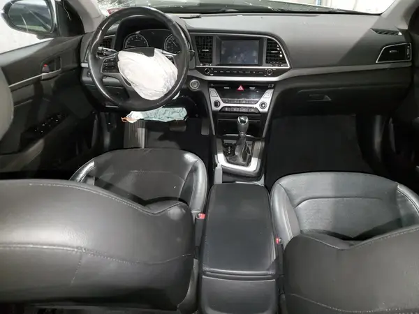 KMHD84LF0HU161837 2017 HYUNDAI ELANTRA - Image 8