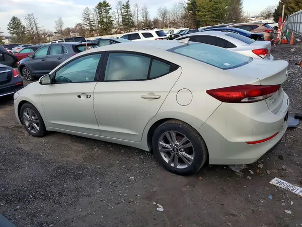 KMHD84LF0HU161935 2017 HYUNDAI ELANTRA - Image 2