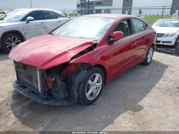 KMHD84LF0HU166200 2017 HYUNDAI ELANTRA - Image 2