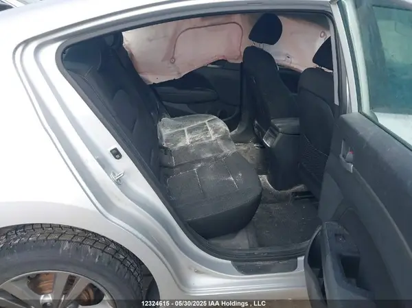 KMHD84LF0HU169369 2017 HYUNDAI ELANTRA - Image 8