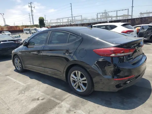 KMHD84LF0HU174765 2017 HYUNDAI ELANTRA - Image 2