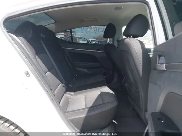 KMHD84LF0HU184230 2017 HYUNDAI ELANTRA - Image 8