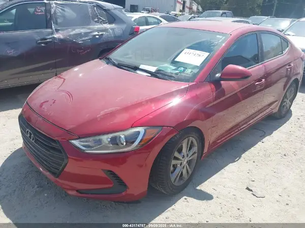 KMHD84LF0HU189783 2017 HYUNDAI ELANTRA - Image 2