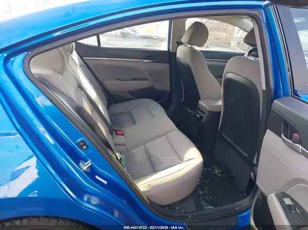 KMHD84LF0HU192862 2017 HYUNDAI ELANTRA - Image 8