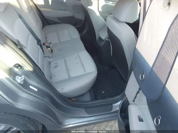 KMHD84LF0HU193509 2017 HYUNDAI ELANTRA - Image 8