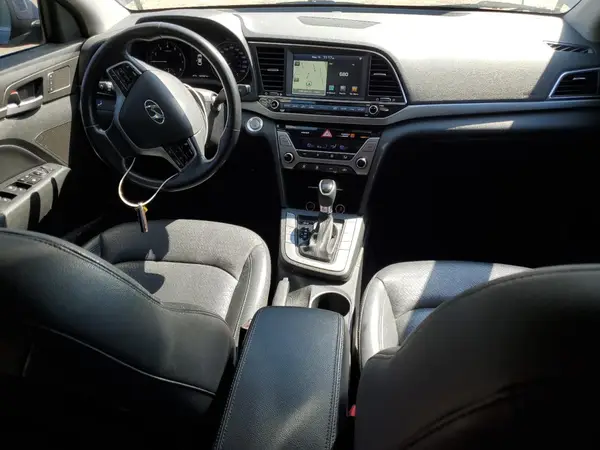 KMHD84LF0HU211197 2017 HYUNDAI ELANTRA - Image 8