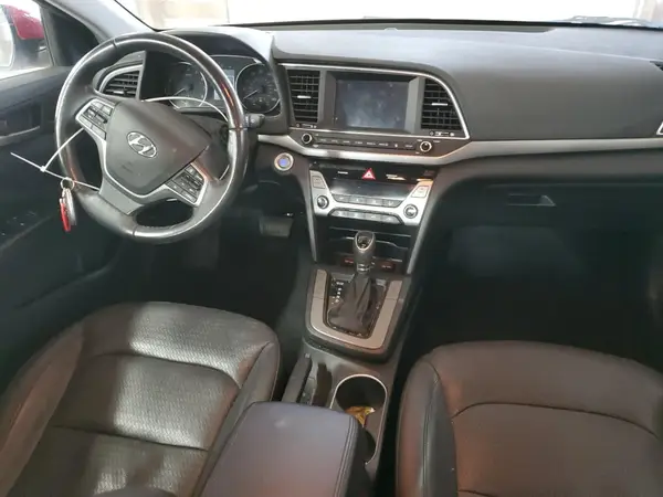 KMHD84LF0HU211605 2017 HYUNDAI ELANTRA - Image 8
