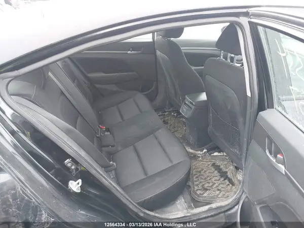 KMHD84LF0HU218067 2017 HYUNDAI ELANTRA - Image 8