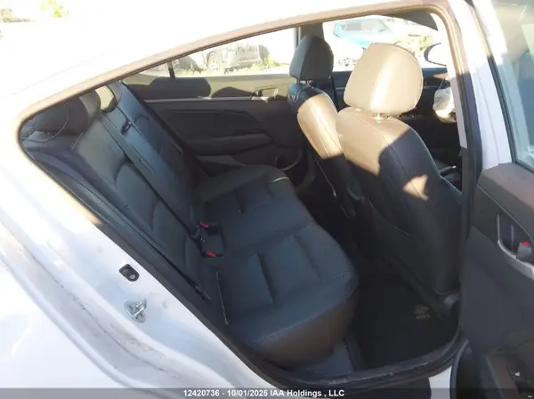 KMHD84LF0HU219655 2017 HYUNDAI ELANTRA - Image 8