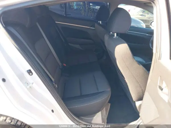 KMHD84LF0HU221938 2017 HYUNDAI ELANTRA - Image 8