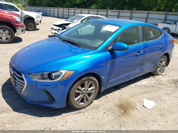 KMHD84LF0HU222488 2017 HYUNDAI ELANTRA - Image 2