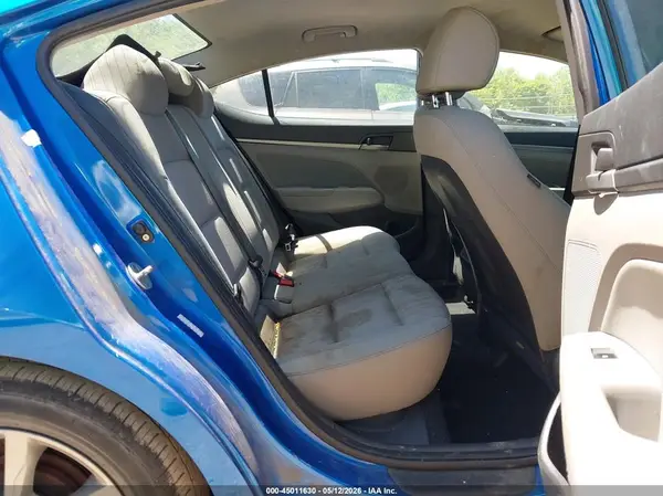 KMHD84LF0HU222488 2017 HYUNDAI ELANTRA - Image 8