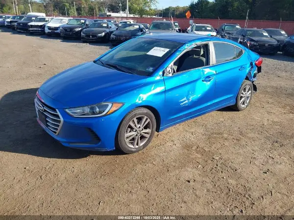KMHD84LF0HU224547 2017 HYUNDAI ELANTRA - Image 2