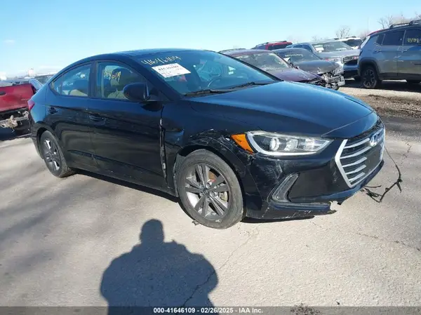 KMHD84LF0HU238903 2017 HYUNDAI ELANTRA - Image 1