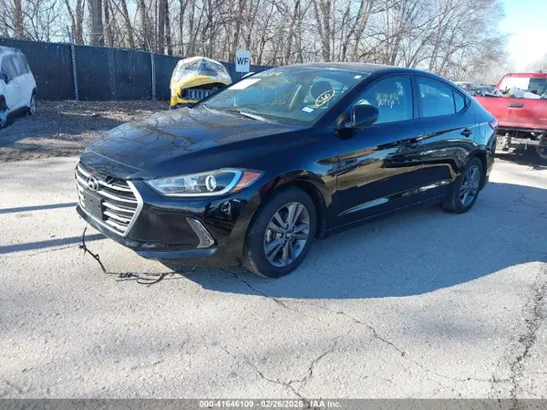 KMHD84LF0HU238903 2017 HYUNDAI ELANTRA - Image 2