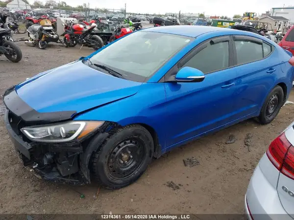 KMHD84LF0HU239422 2017 HYUNDAI ELANTRA - Image 2