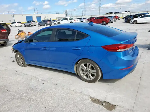KMHD84LF0HU245866 2017 HYUNDAI ELANTRA - Image 2