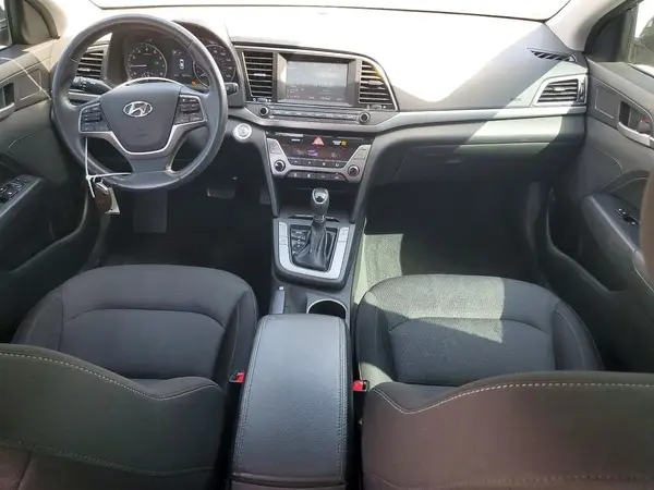 KMHD84LF0HU247066 2017 HYUNDAI ELANTRA - Image 8