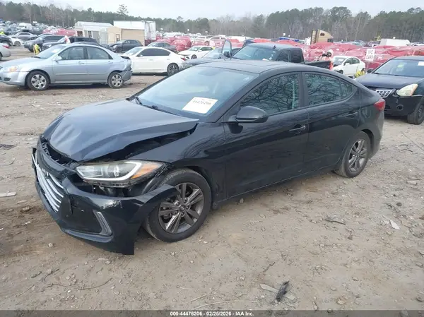 KMHD84LF0HU249884 2017 HYUNDAI ELANTRA - Image 2