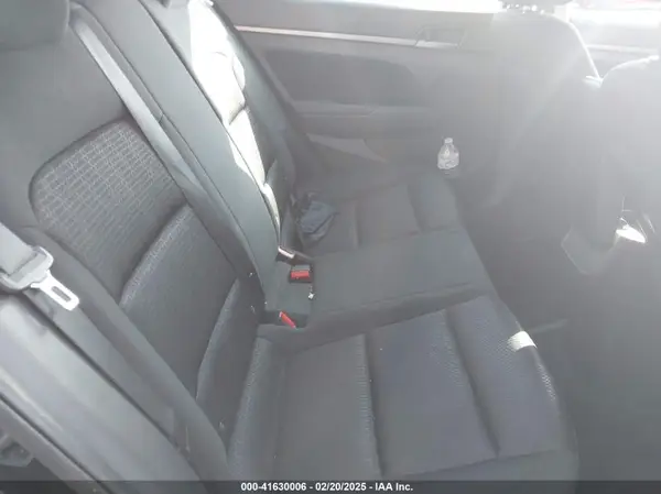 KMHD84LF0HU249898 2017 HYUNDAI ELANTRA - Image 8