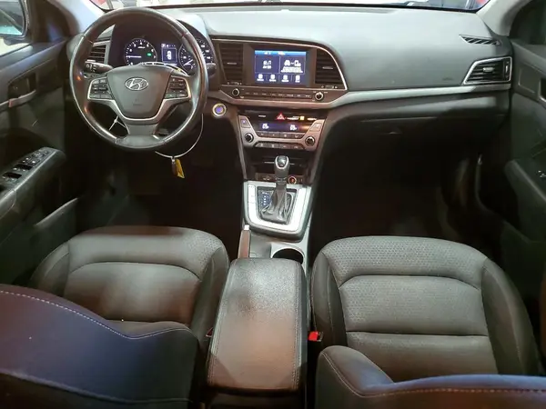 KMHD84LF0HU250176 2017 HYUNDAI ELANTRA - Image 8