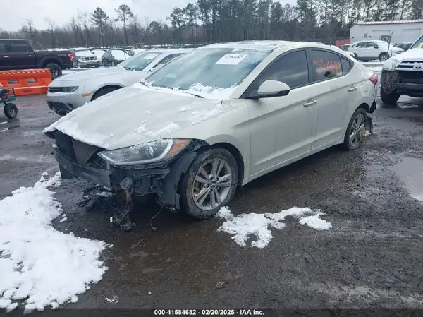 KMHD84LF0HU250596 2017 HYUNDAI ELANTRA - Image 2