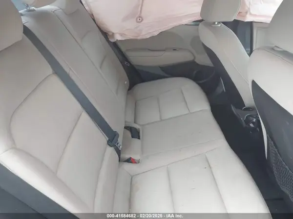 KMHD84LF0HU250596 2017 HYUNDAI ELANTRA - Image 8