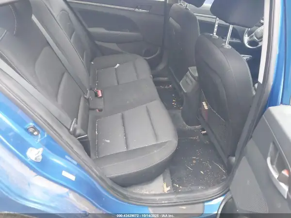KMHD84LF0HU254342 2017 HYUNDAI ELANTRA - Image 8