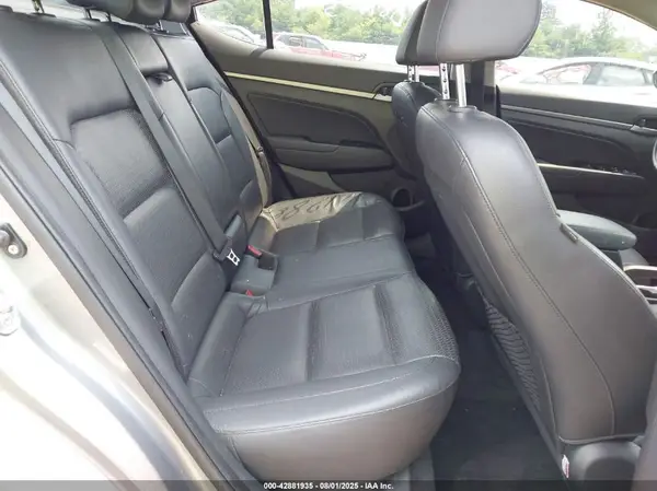 KMHD84LF0HU263557 2017 HYUNDAI ELANTRA - Image 8