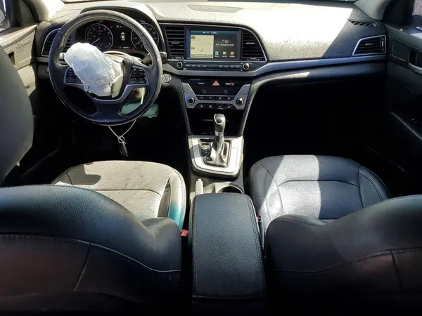 KMHD84LF0HU264546 2017 HYUNDAI ELANTRA - Image 8