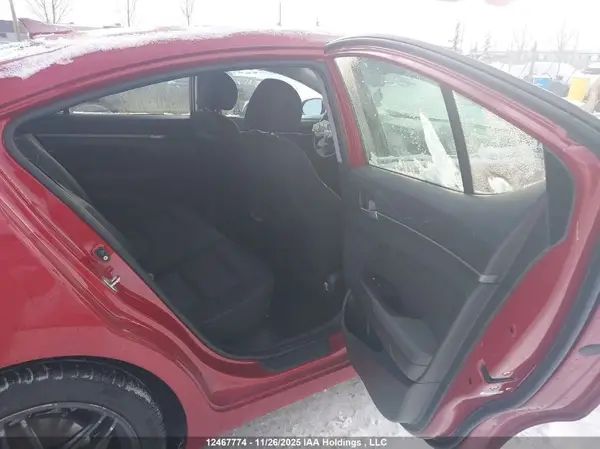 KMHD84LF0HU267639 2017 HYUNDAI ELANTRA - Image 8