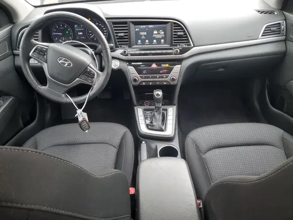 KMHD84LF0HU269827 2017 HYUNDAI ELANTRA - Image 8