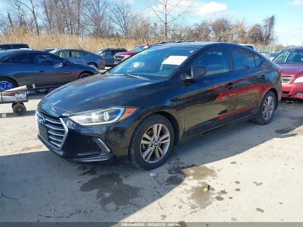 KMHD84LF0HU272615 2017 HYUNDAI ELANTRA - Image 2