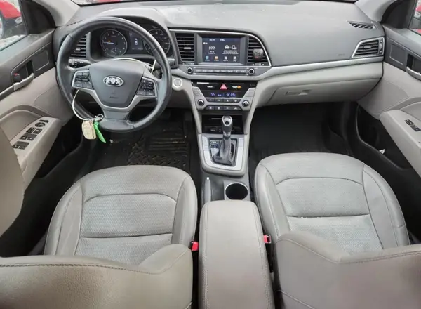 KMHD84LF0HU273845 2017 HYUNDAI ELANTRA - Image 8
