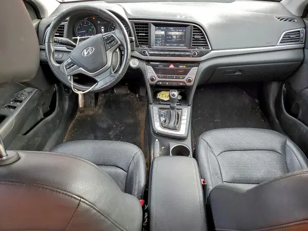 KMHD84LF0HU293724 2017 HYUNDAI ELANTRA - Image 8