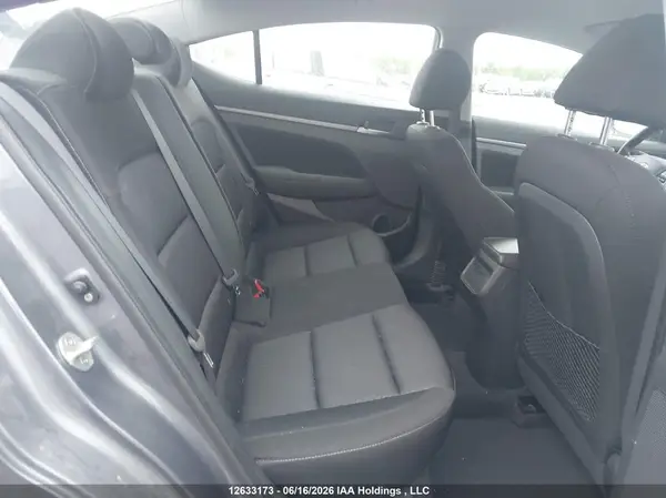 KMHD84LF0HU304396 2017 HYUNDAI ELANTRA - Image 8
