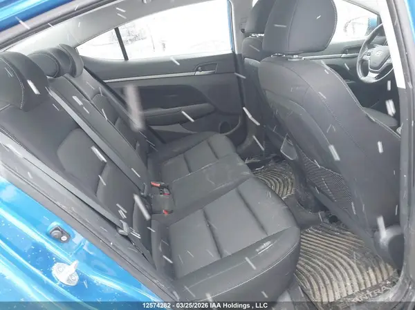 KMHD84LF0HU323272 2017 HYUNDAI ELANTRA - Image 8