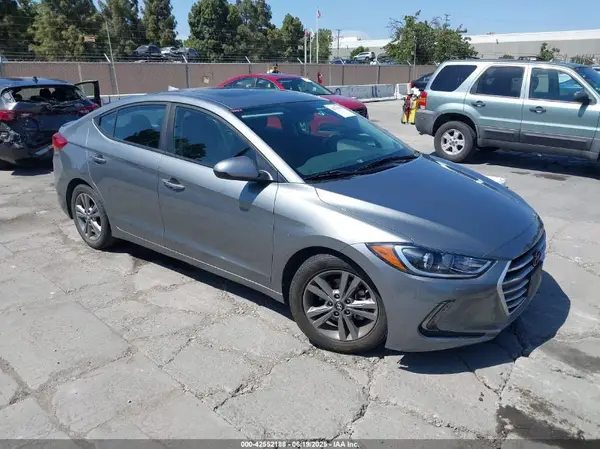 KMHD84LF0HU327211 2017 HYUNDAI ELANTRA - Image 1