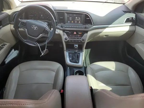 KMHD84LF0HU350939 2017 HYUNDAI ELANTRA - Image 8