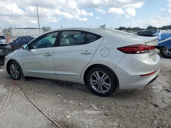 KMHD84LF0HU358863 2017 HYUNDAI ELANTRA - Image 2