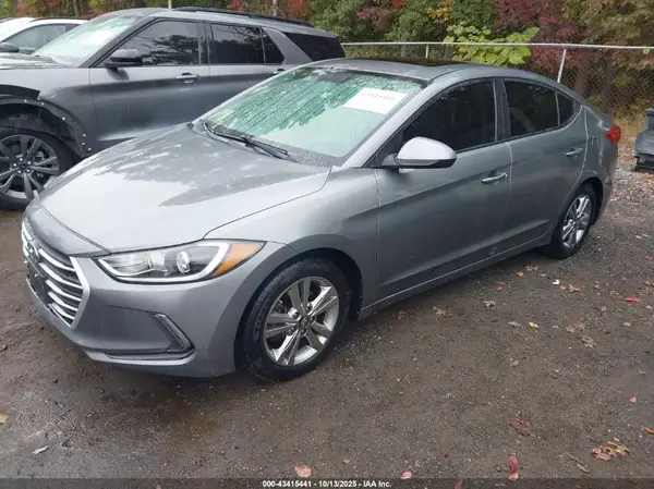 KMHD84LF0HU361620 2017 HYUNDAI ELANTRA - Image 2