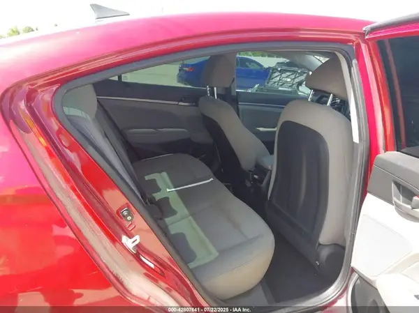 KMHD84LF0HU370494 2017 HYUNDAI ELANTRA - Image 8