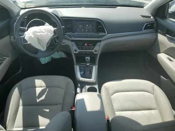 KMHD84LF0HU381222 2017 HYUNDAI ELANTRA - Image 8