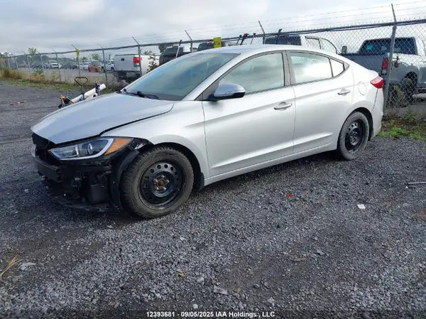 KMHD84LF0HU390082 2017 HYUNDAI ELANTRA - Image 2