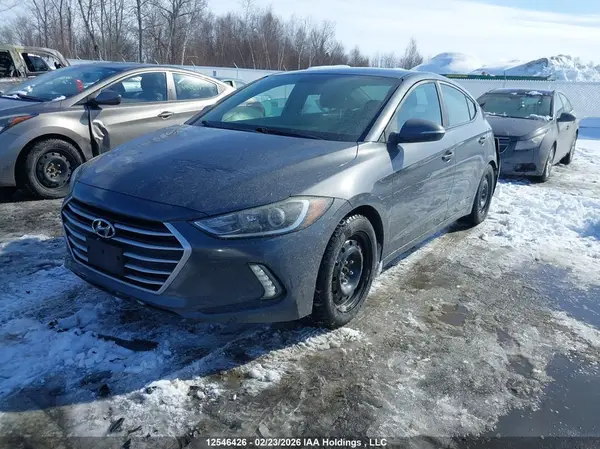 KMHD84LF0HU399557 2017 HYUNDAI ELANTRA - Image 2