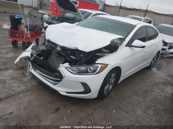 KMHD84LF0HU402358 2017 HYUNDAI ELANTRA - Image 2
