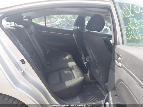 KMHD84LF0HU403929 2017 HYUNDAI ELANTRA - Image 8