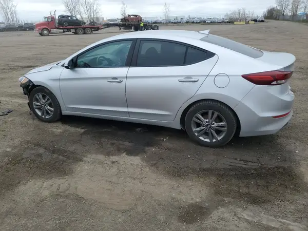 KMHD84LF0HU404921 2017 HYUNDAI ELANTRA - Image 2
