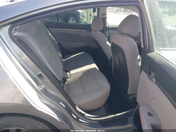 KMHD84LF0HU406247 2017 HYUNDAI ELANTRA - Image 8